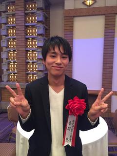 16歳の新人作家、登場「『２分ぐらいここでしゃべれ』と言われて、『マジか!?』と」
